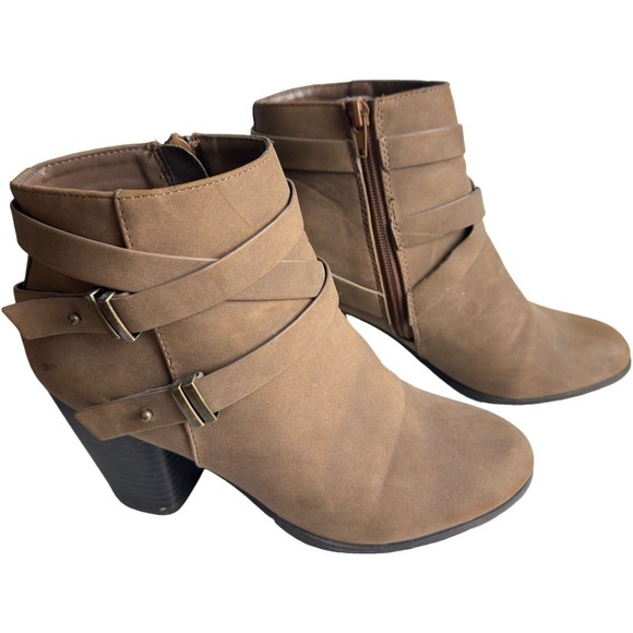 Suede Brown Heeled Strappy Buckle Zippered Womens 8 Ankle Boots Booties - Picture 14 of 14